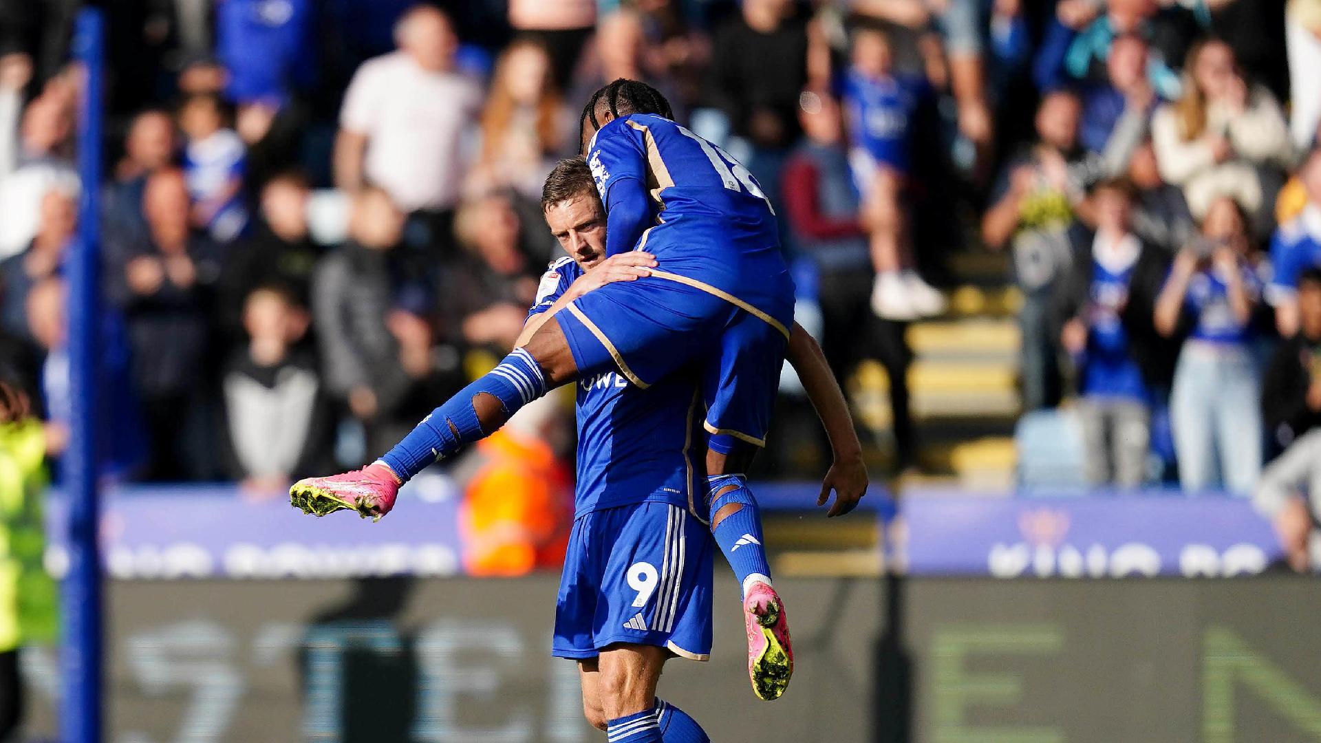 Jamie Vardy ruins Nigel Pearson's return to Leicester